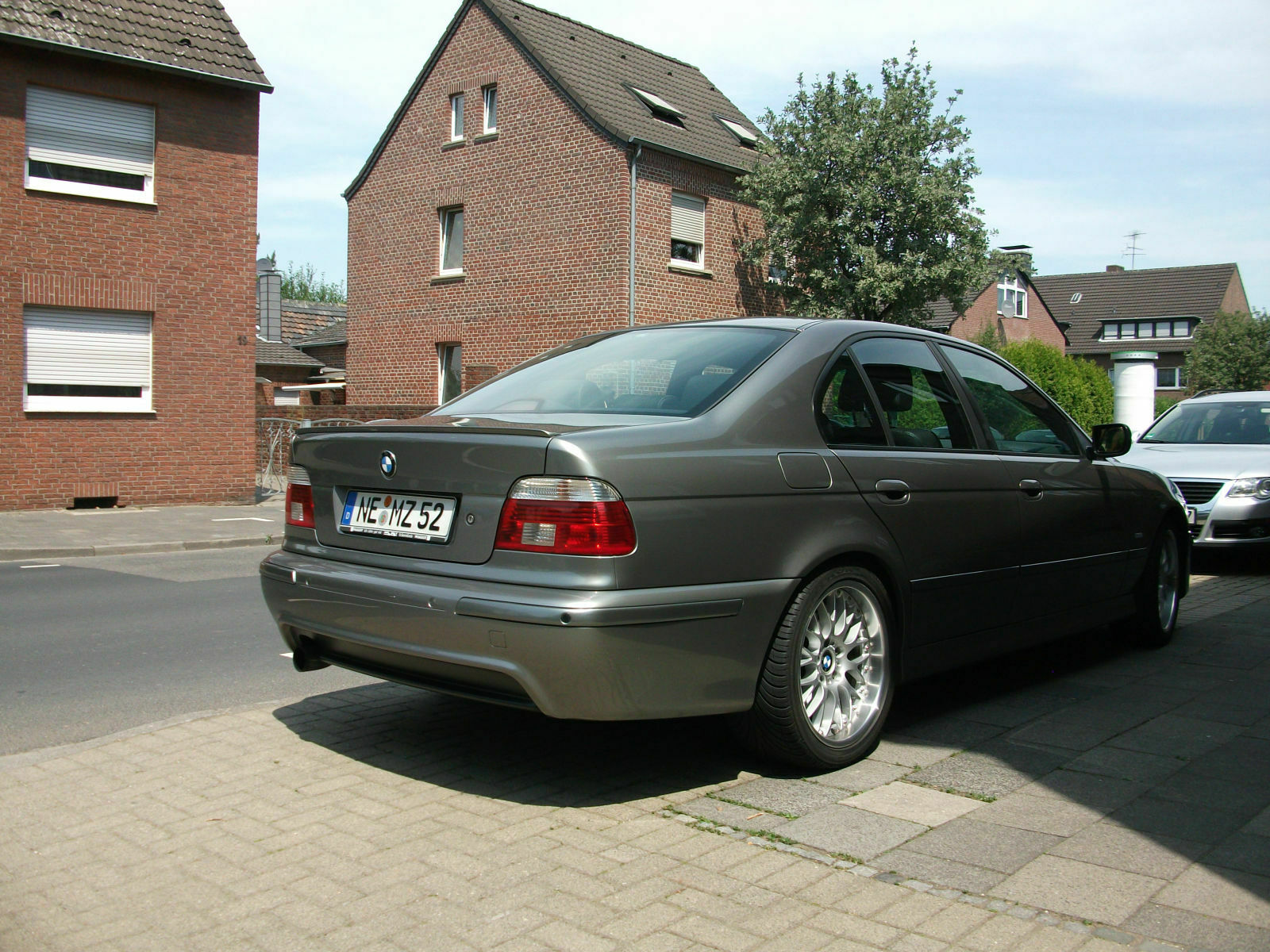 Bin wieder unter euch ;O)