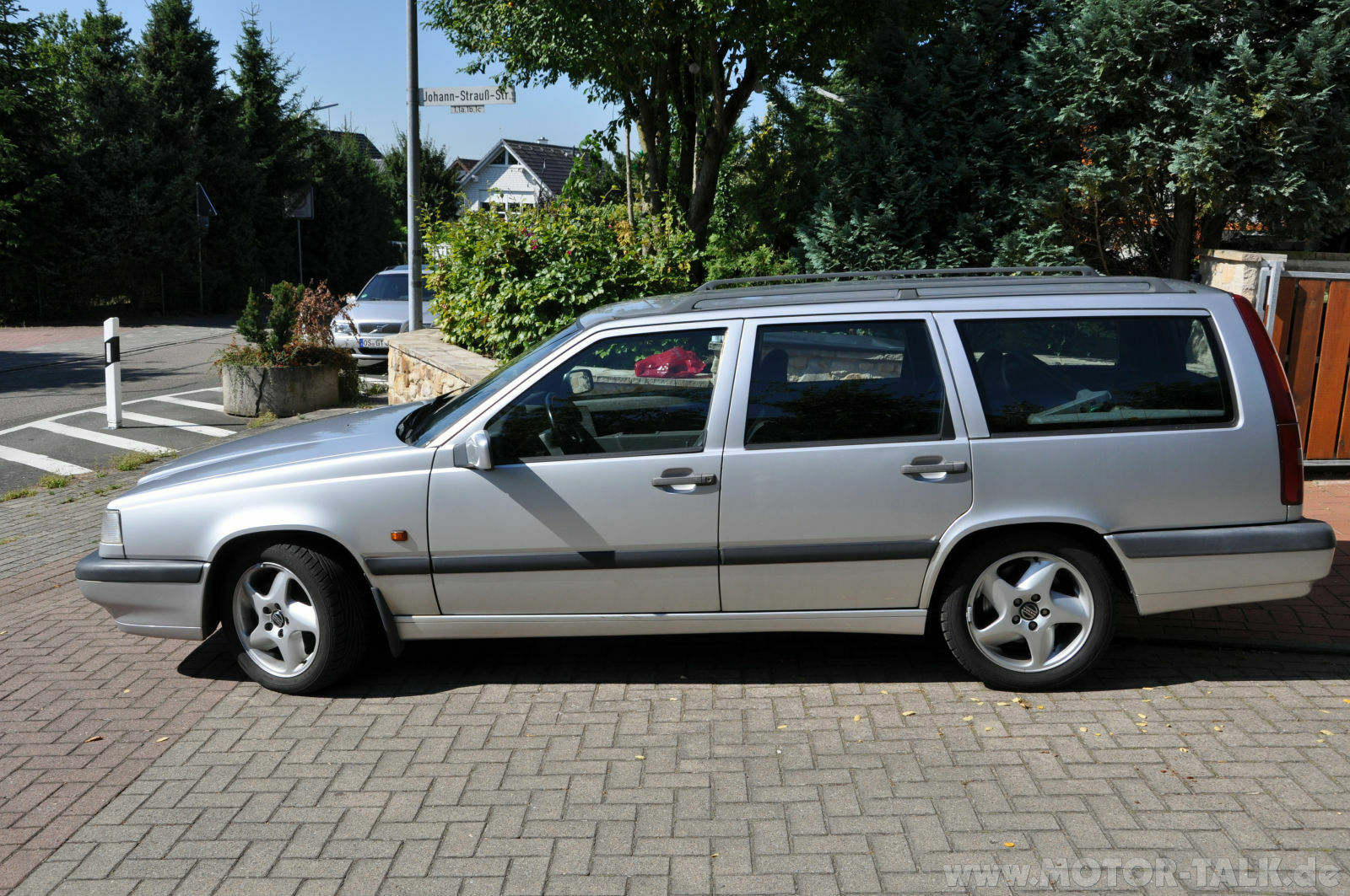 Wir begrüssen einen neuen Elch in der Runde!