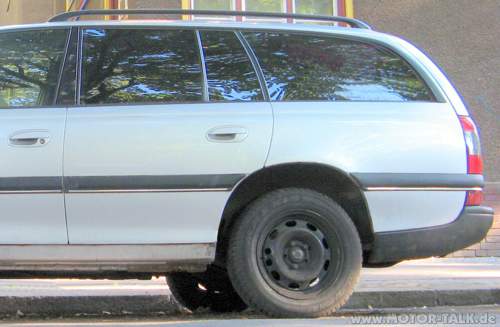 Omega B Komplett Leer