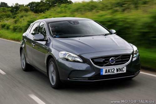 Volvo-v40-uk-1-0