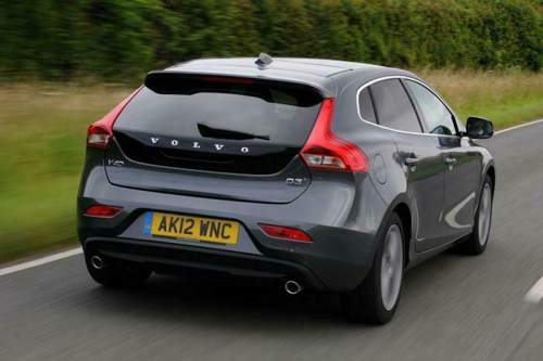 Volvo-v40-uk-2