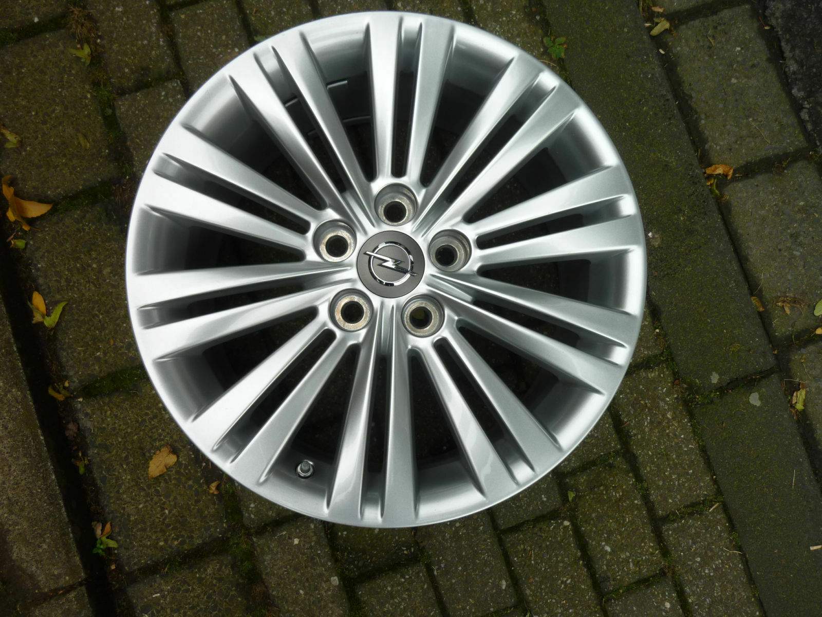 Original Opel Insignia B Felgen 18 Zoll www.motor-talk.de