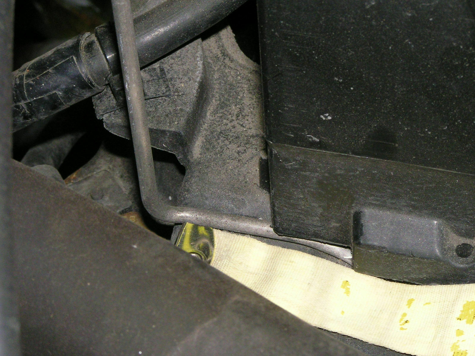 Autoakku; welche maximale Größe paßt in den Lupo 1,0l 50 PS?