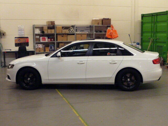 Audi A4 8k Ibisweiss mit schwarzen Felgen (Bilder)