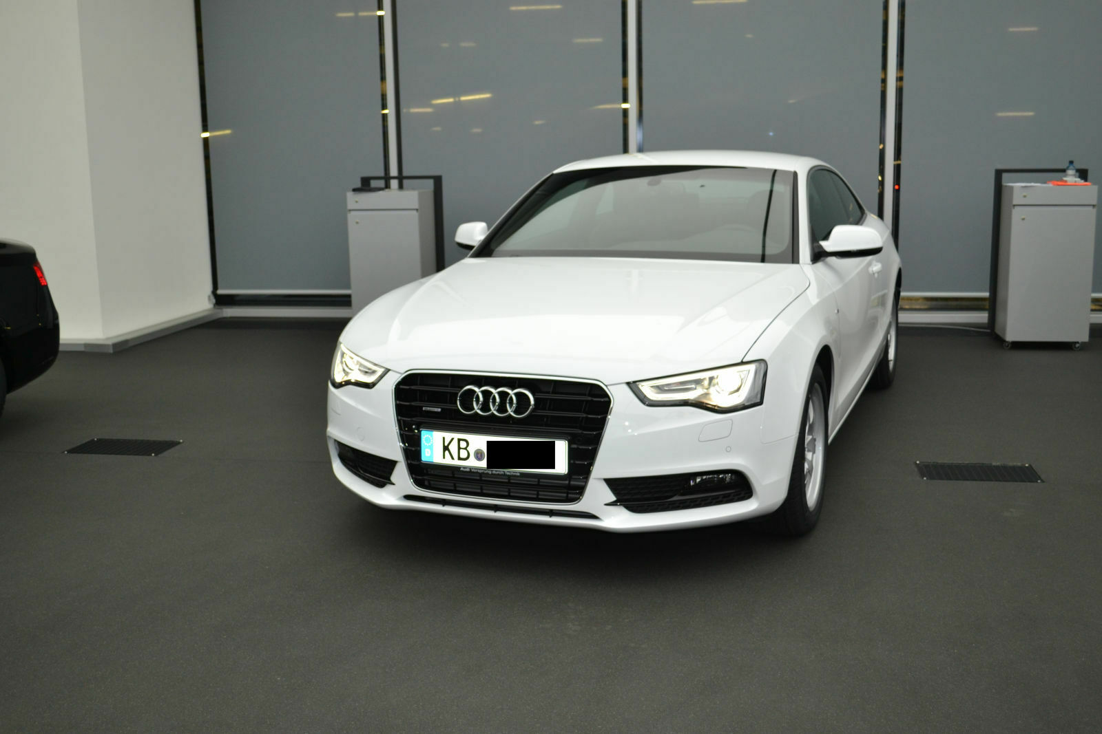 Audi A5 8T (Coupe) 2.0 TFSI Quattro von Nesastor