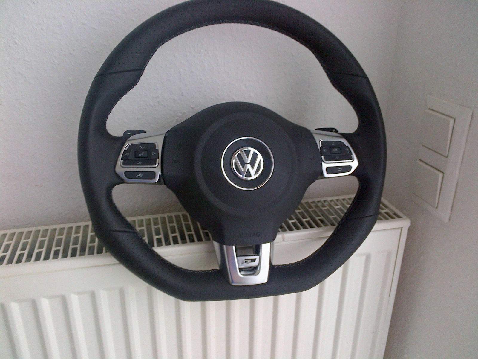 Chemnitz2012022600239 VW R Lenkrad Golf, Scirocco, Passat, Eos RLine Lenkrad Biete