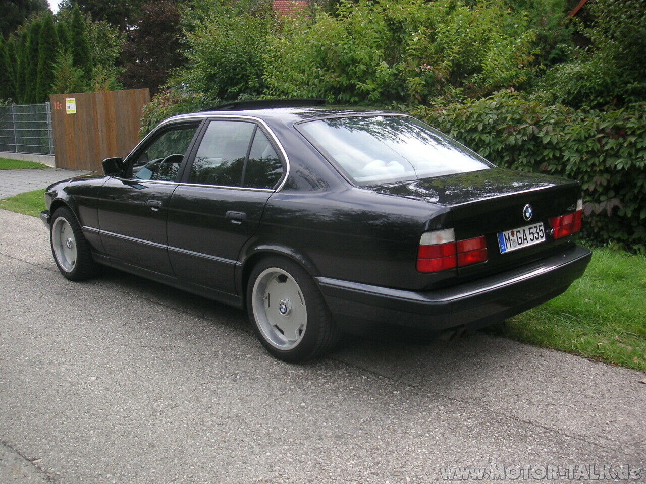 BMW 535i: Alles muss raus! Eisenschwein vs. 1,6 Tonnen