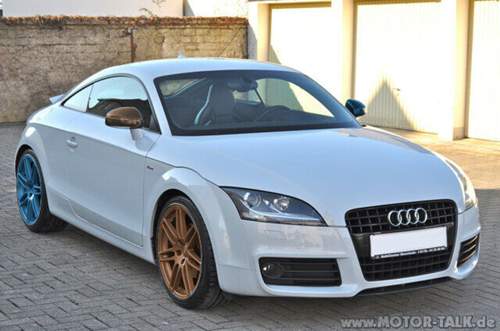 Fake-lightorange-3378054162031507889