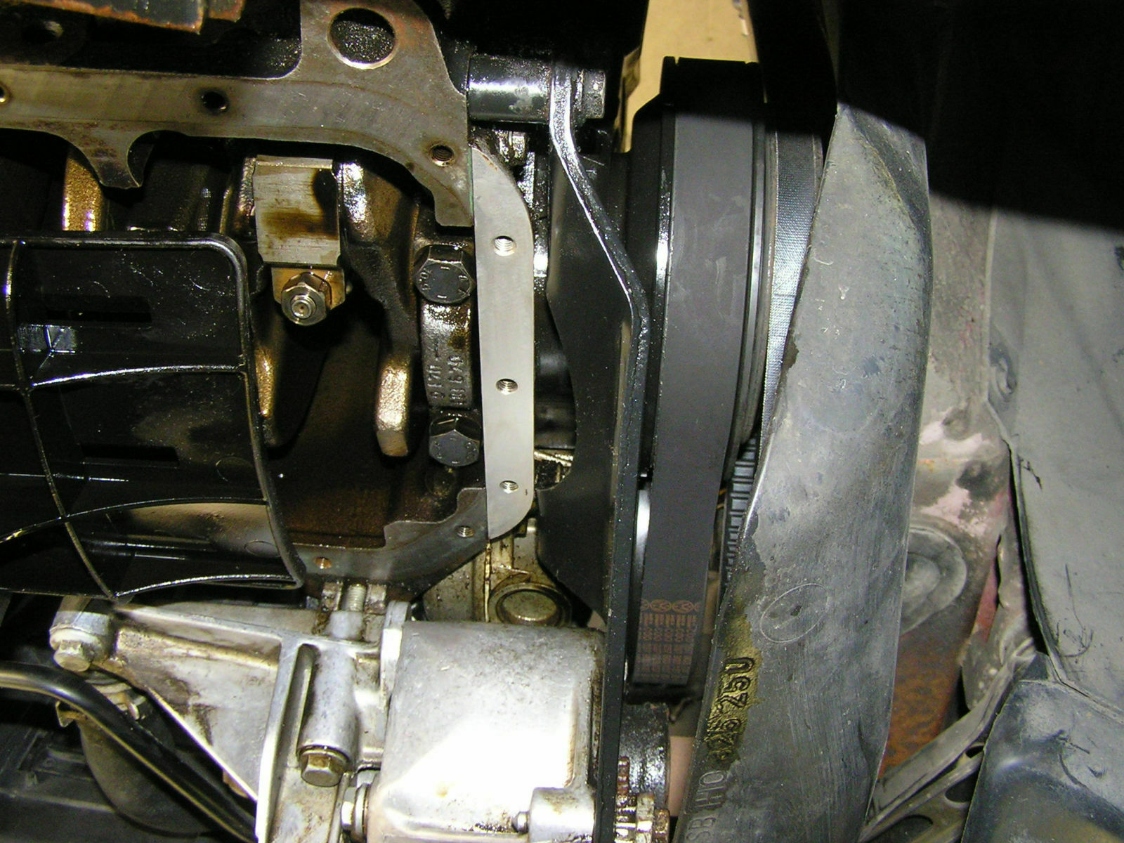 Wie wird die Kettenspannung der Ölpumpe beim ABU 1,6 75 PS eingestellt?