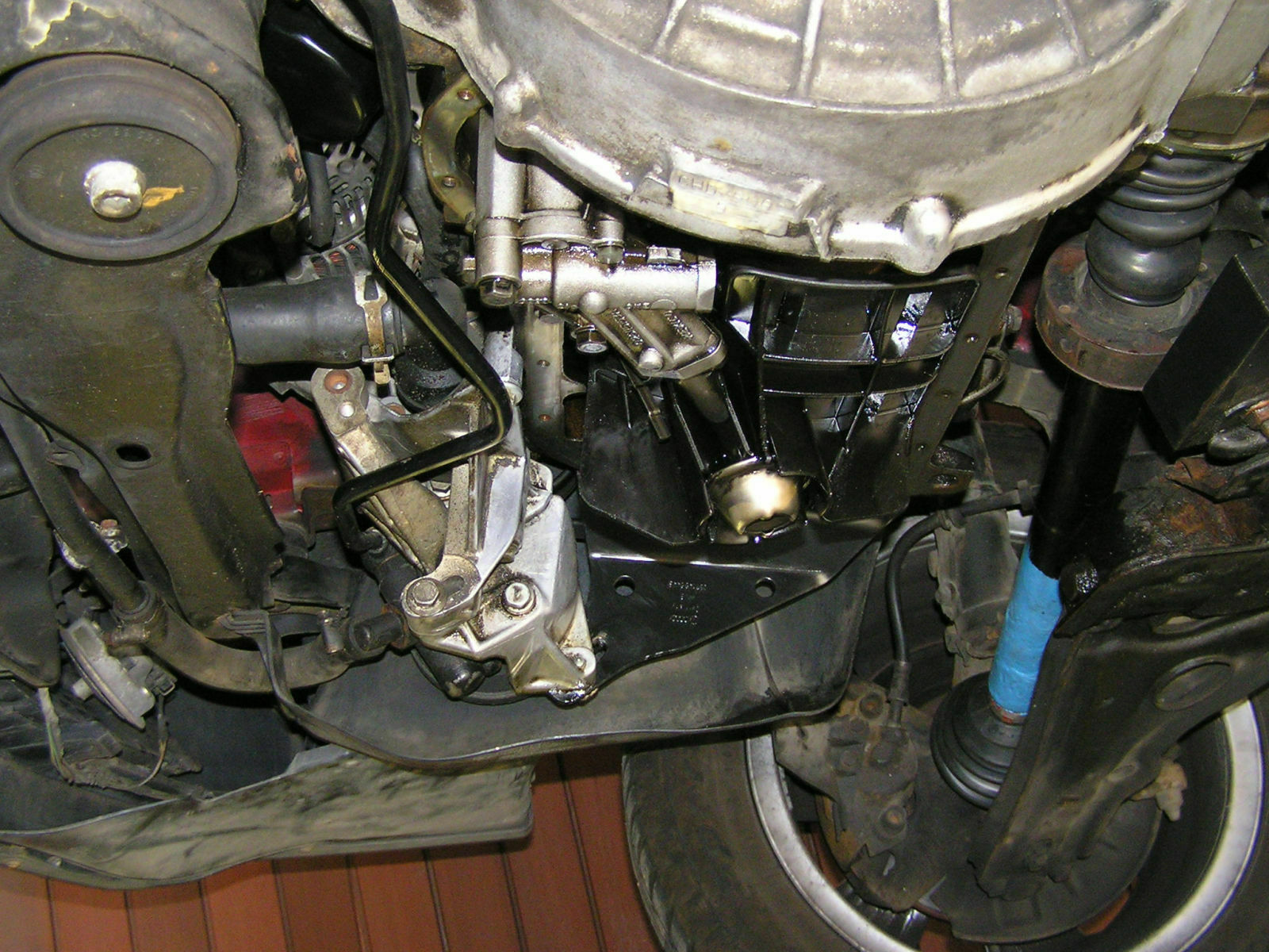 Wie wird die Kettenspannung der Ölpumpe beim ABU 1,6 75 PS eingestellt?