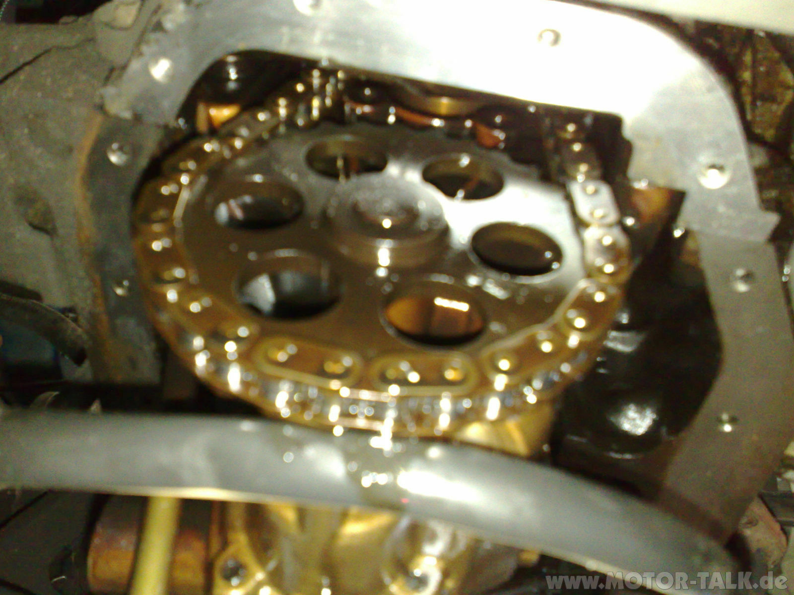 Wie wird die Kettenspannung der Ölpumpe beim ABU 1,6 75 PS eingestellt?