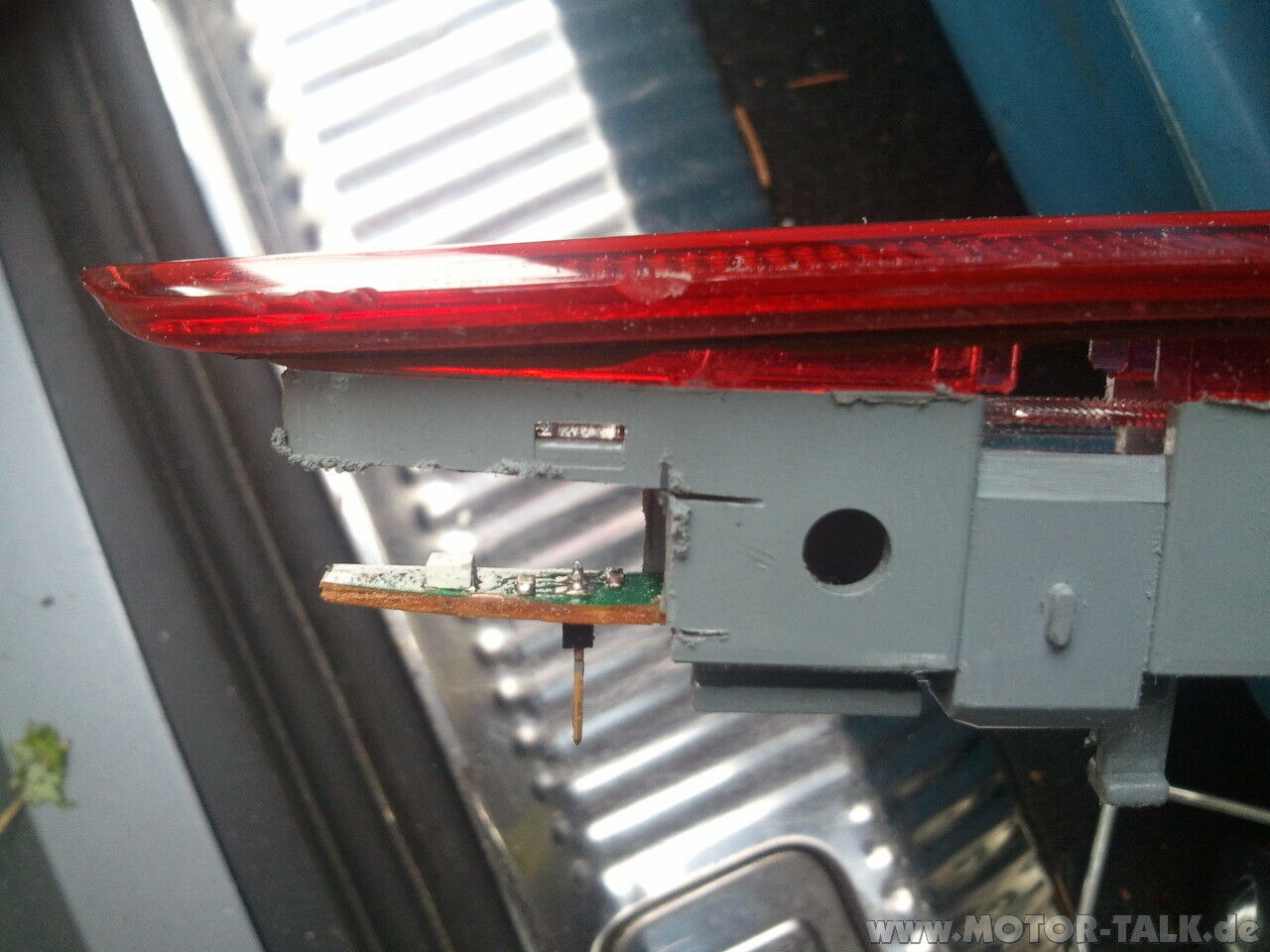 Fehlermeldung "Bremslicht" im FIS nach Umbau auf LED-Rückleuchten, obwohl codiert?!