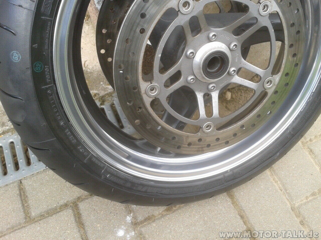 Wer macht was im Augenblick