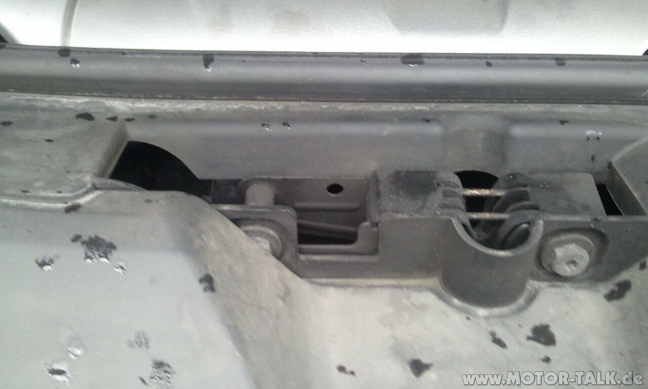 A6 4F Motorhaube öffnen - Seilzug gerissen - DEFEKT