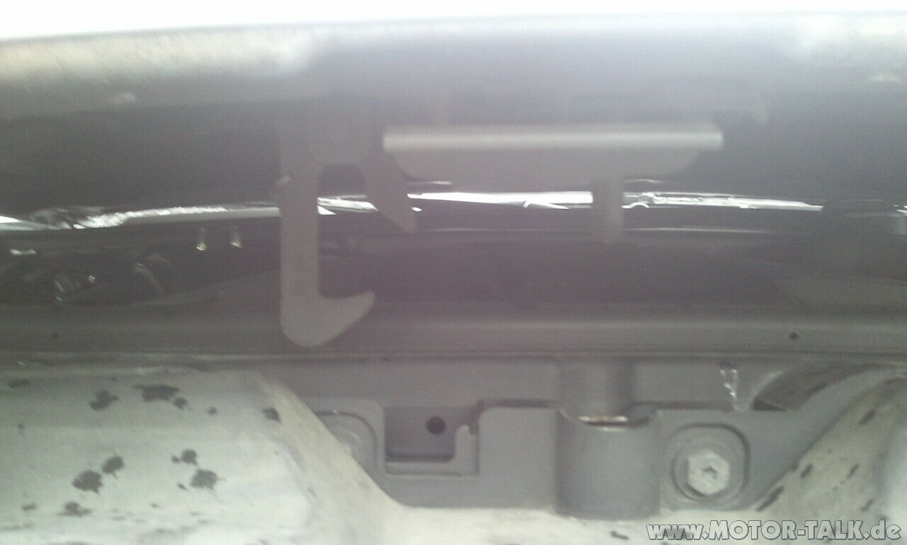 A6 4F Motorhaube öffnen - Seilzug gerissen - DEFEKT