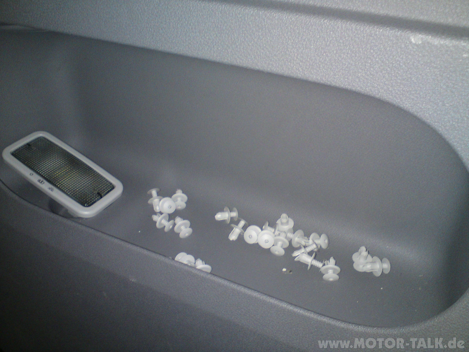 Dämmung in Radkasten und Himmel