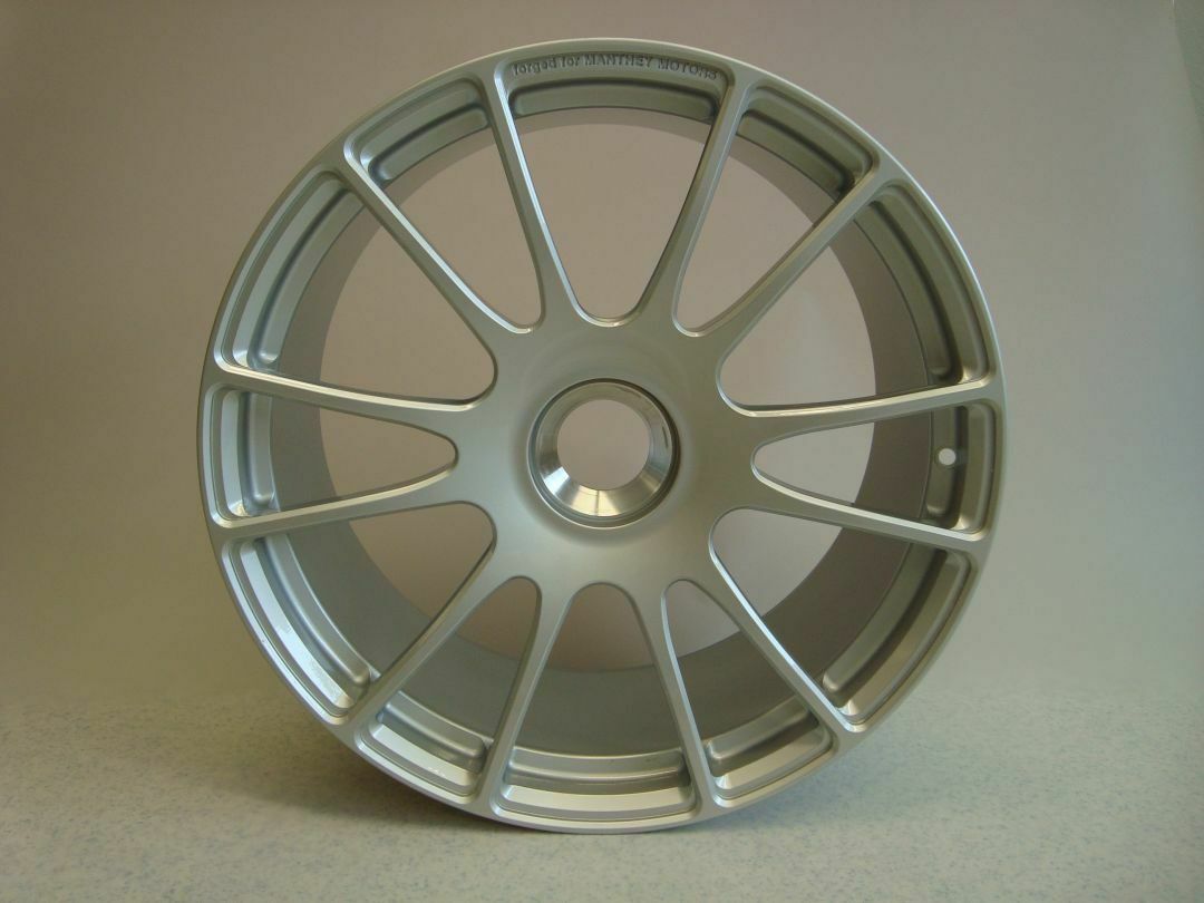 Filigrane Speichen: Die leichte MM1 Felg