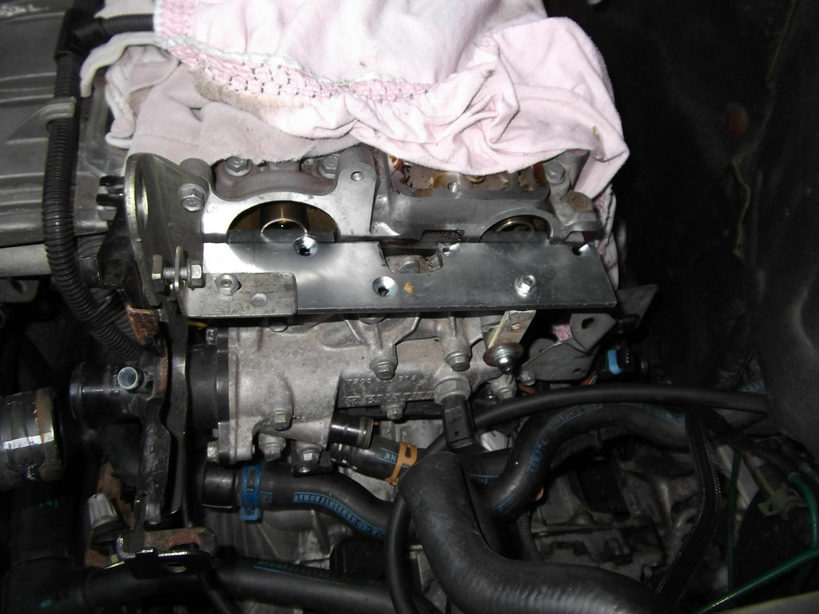 Wasserpumpe und Zahnriemen wechseln beim Renault megane 1