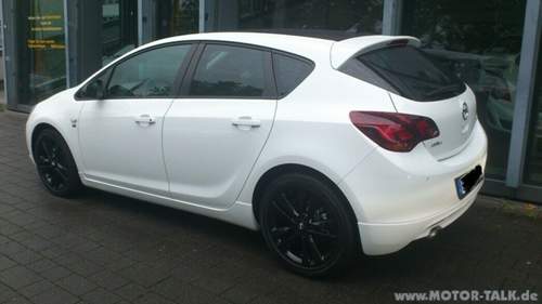 2-dsc-0556-2882780198795777330