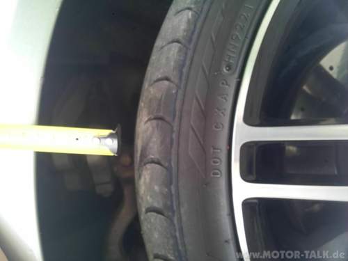 Vorderachse 5.5 cm ebenfalls noch platz