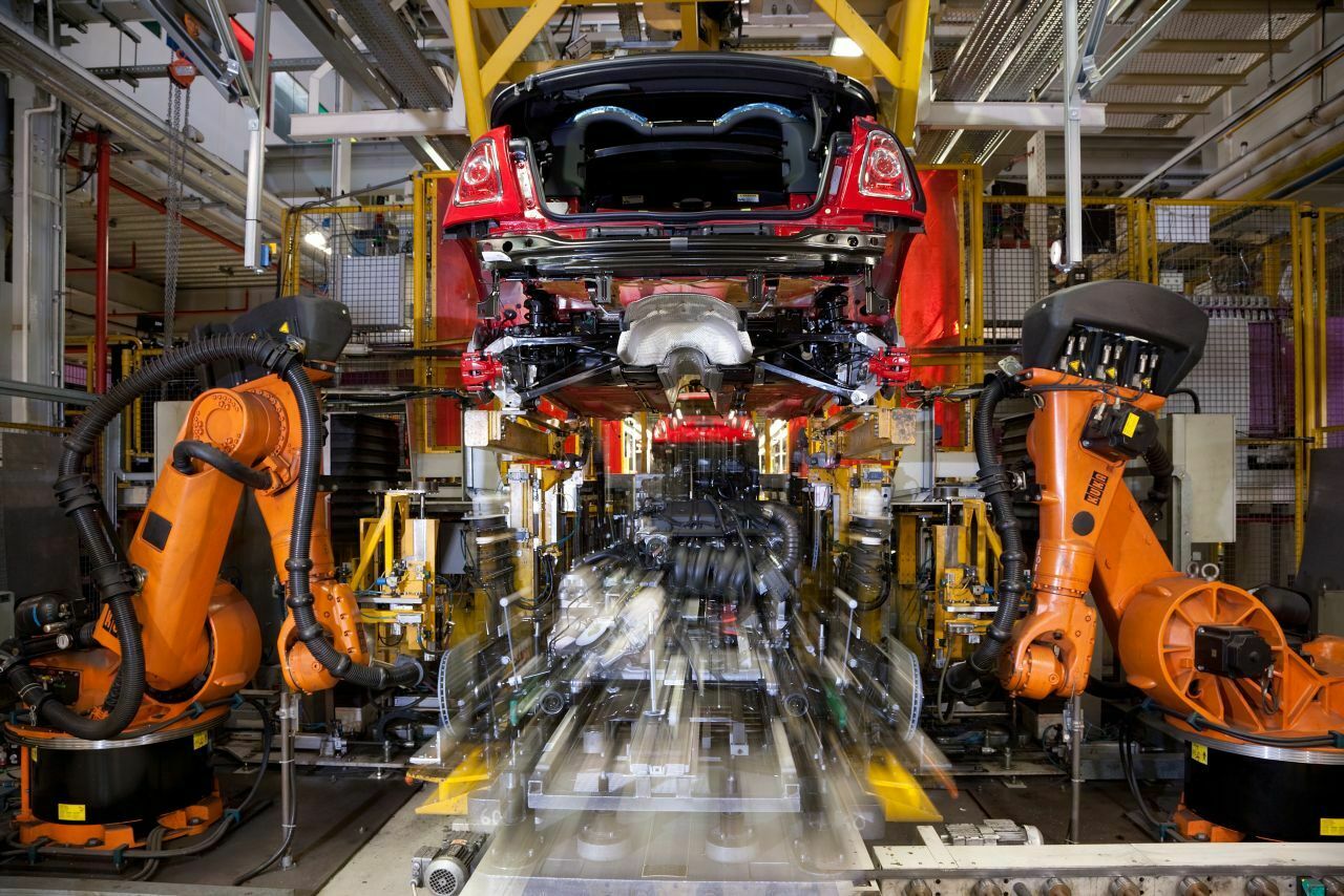 Mini-Montage in Oxford: William Morris führte hier 1914 die Fließbandproduktion ein