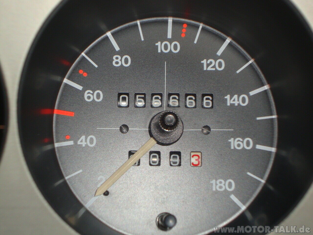 Zeigt her eure gut erhaltenen Golf 1