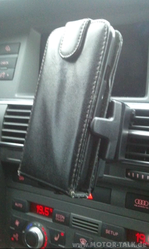 Universelle Handyhalterung