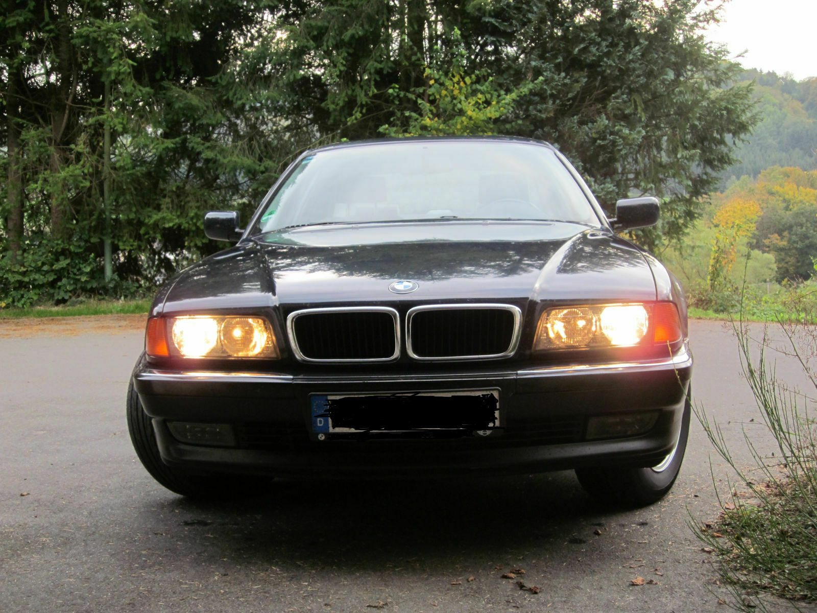 BMW 728i E38 : Biete