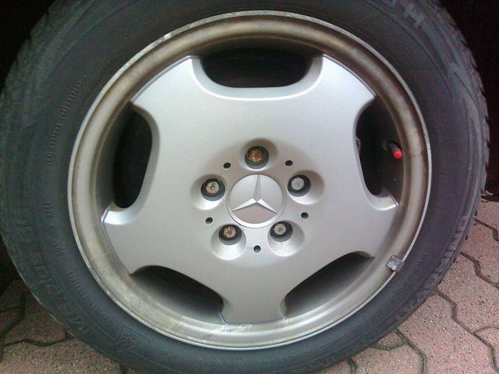 4 Alufelgen Mercedes-Benz 7J x 16 ET 37 : Biete