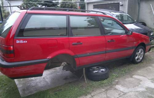 Hinterachse, Benzinpumpe