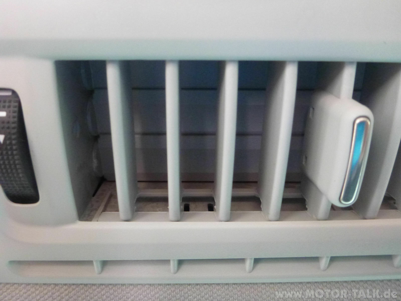 Wie Lüftungsdüsen über hinteren Türen abstellen (nur kalte Luft)?