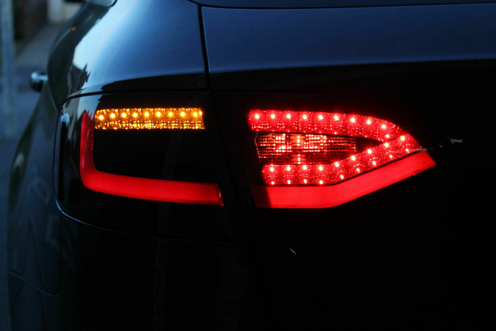 Litec Lightbar Rückleuchten Avant schwarz-rauch