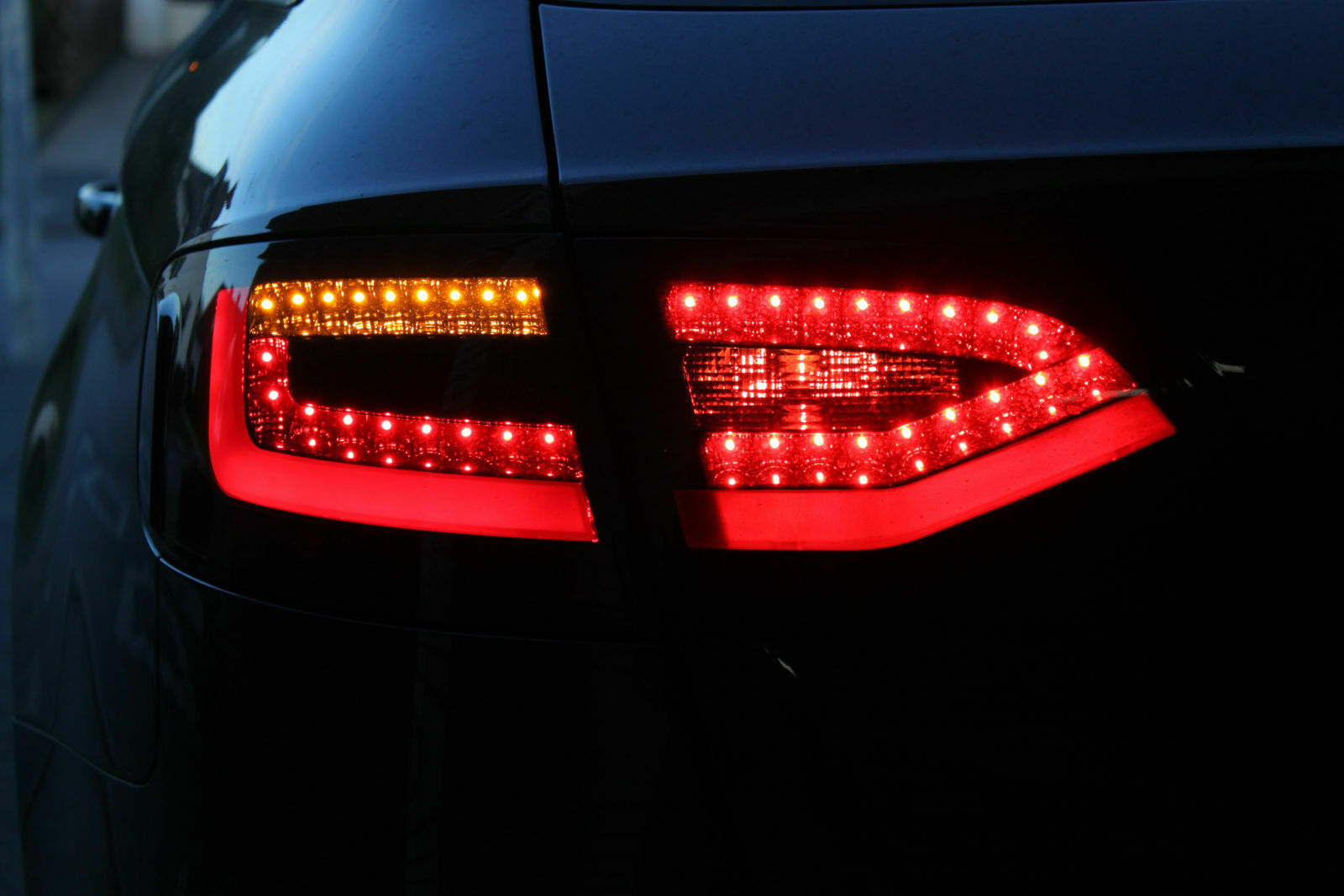 Litec Lightbar Rückleuchten Avant schwarz-rauch