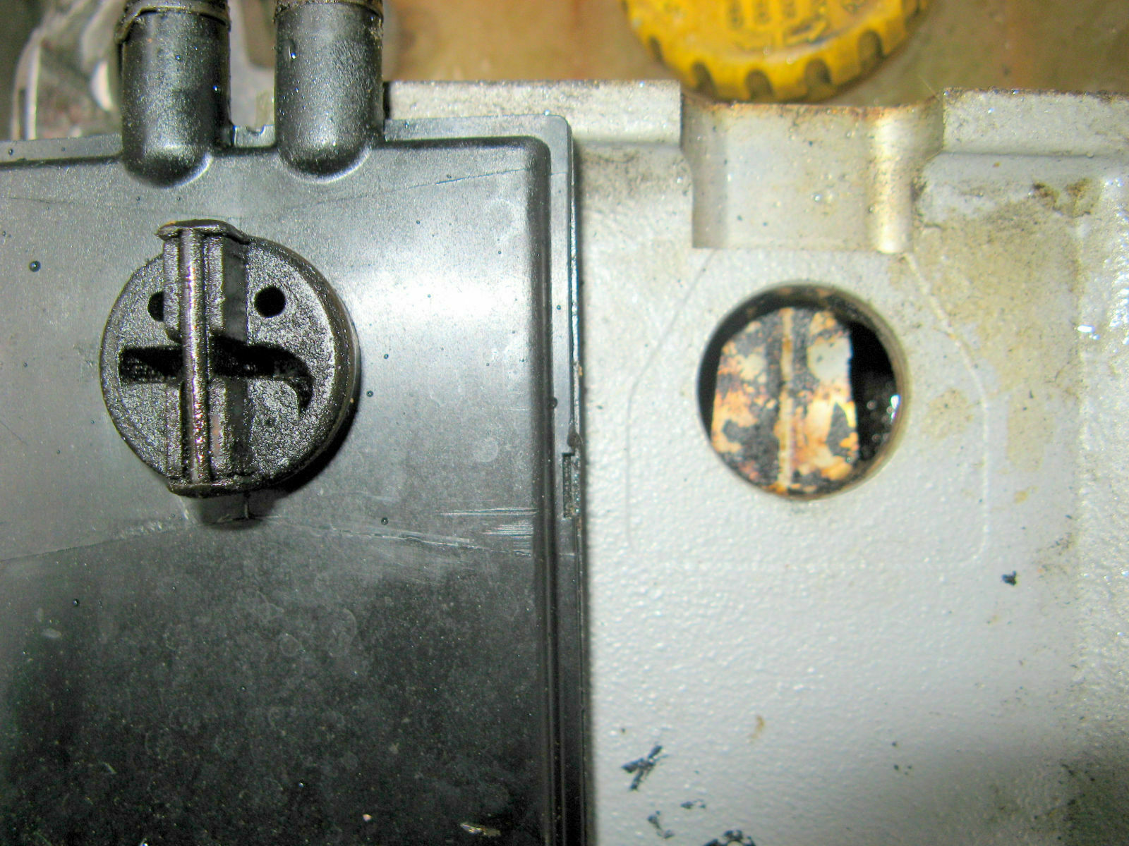 Lange Ansaugbrücke für V6 abzugeben.