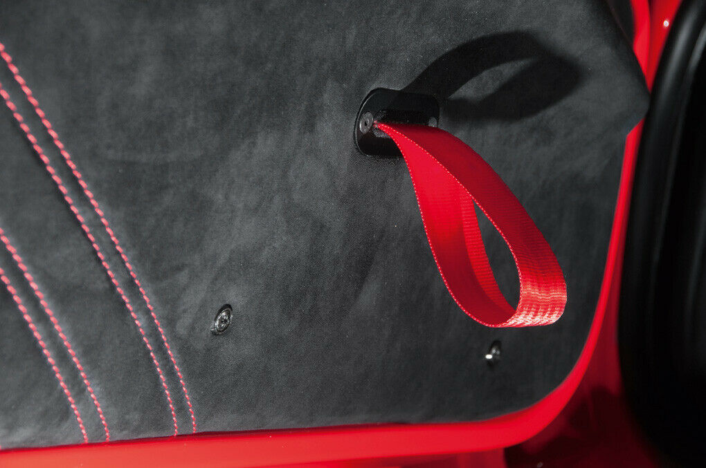 Jedes Gramm zählt: Türöffner des Wiesmann Coupés.