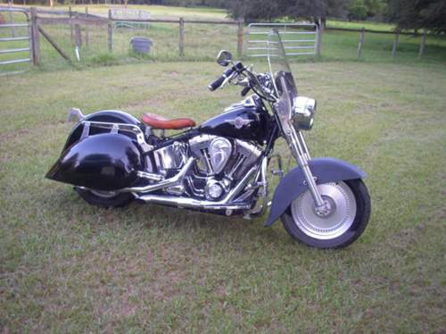 Softail-bagger-02
