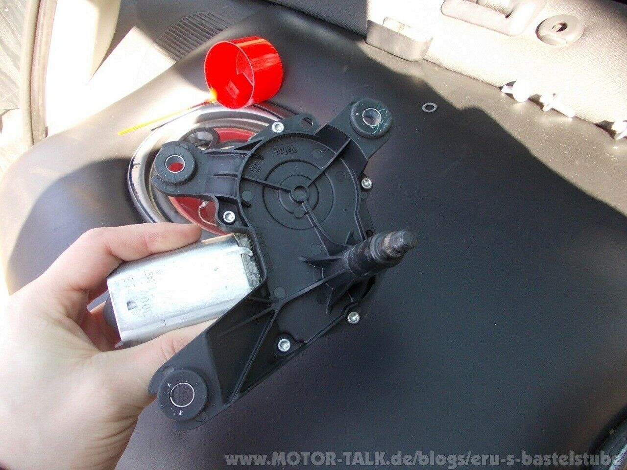 Das bekannte Problem mit dem Heckscheibenwischer beim Corsa C