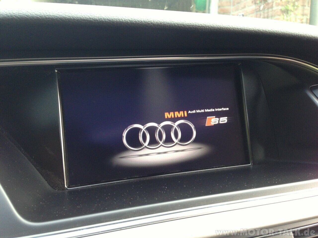 Audi A4/A5/Q5 Umbau auf MMi3g + Facelift