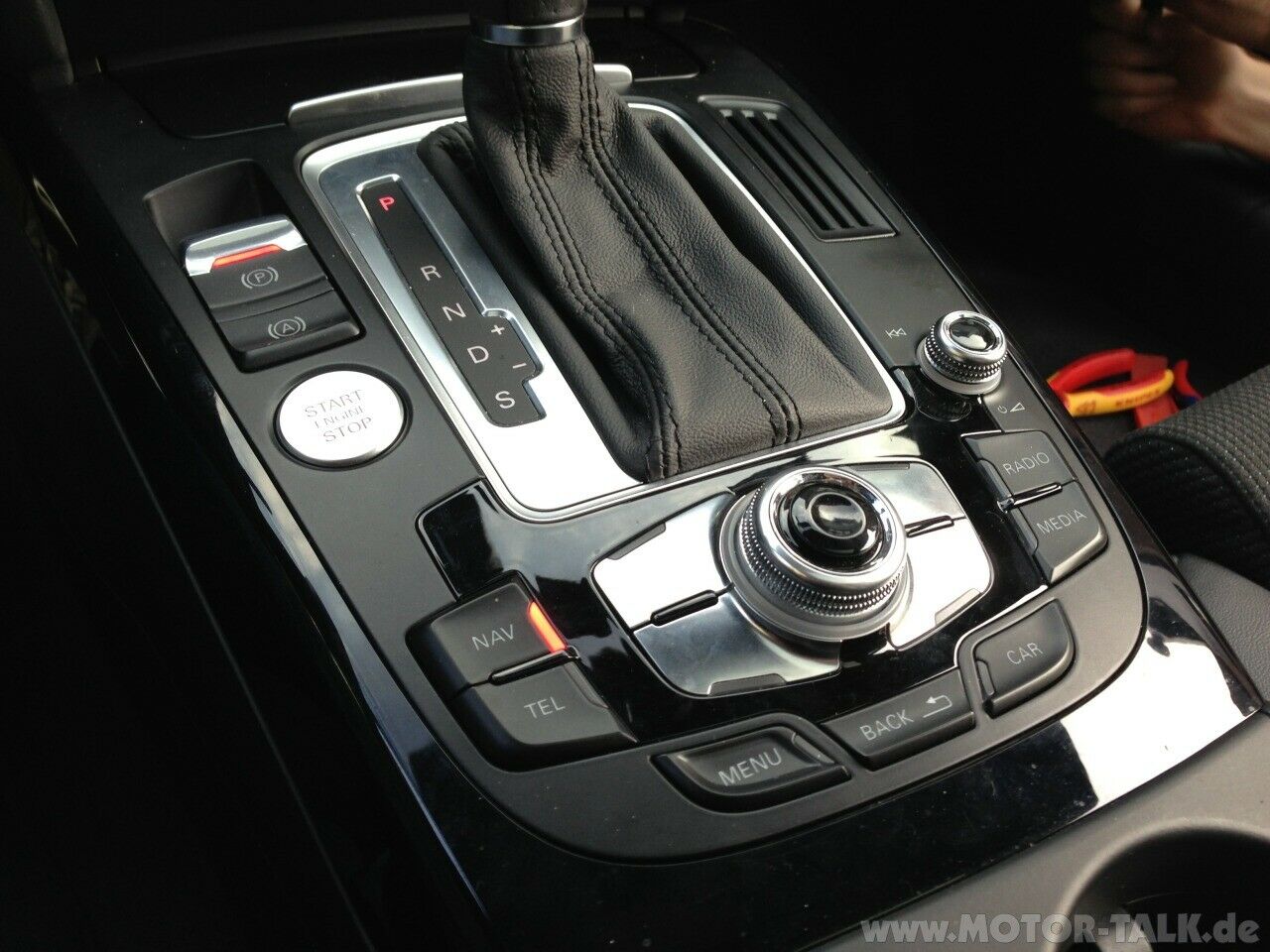 Audi A4/A5/Q5 Umbau auf MMi3g + Facelift