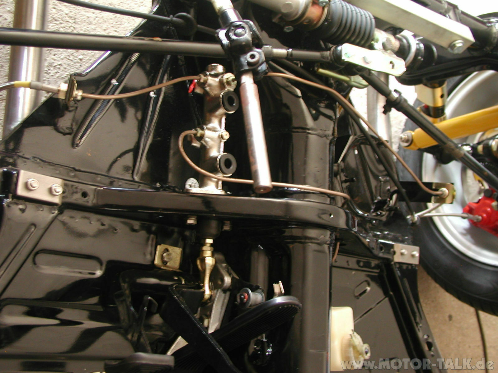 Hallo erstmal und Hauptbremszylinder für '71er 1300er