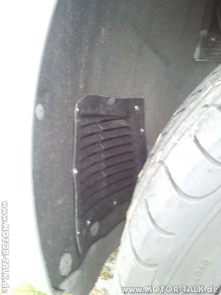 Innenverkleidung Kotflügel vorne