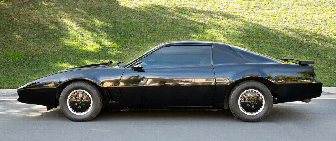 Pontiac Firebird, Baujahr 1986: Zeitlose Linie und ein Fünfliter-V8 mit 190 PS