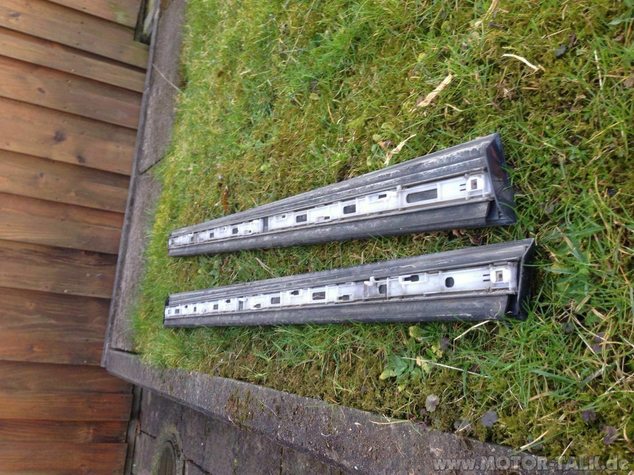 Allroadtürleisten am Facelift anbringen