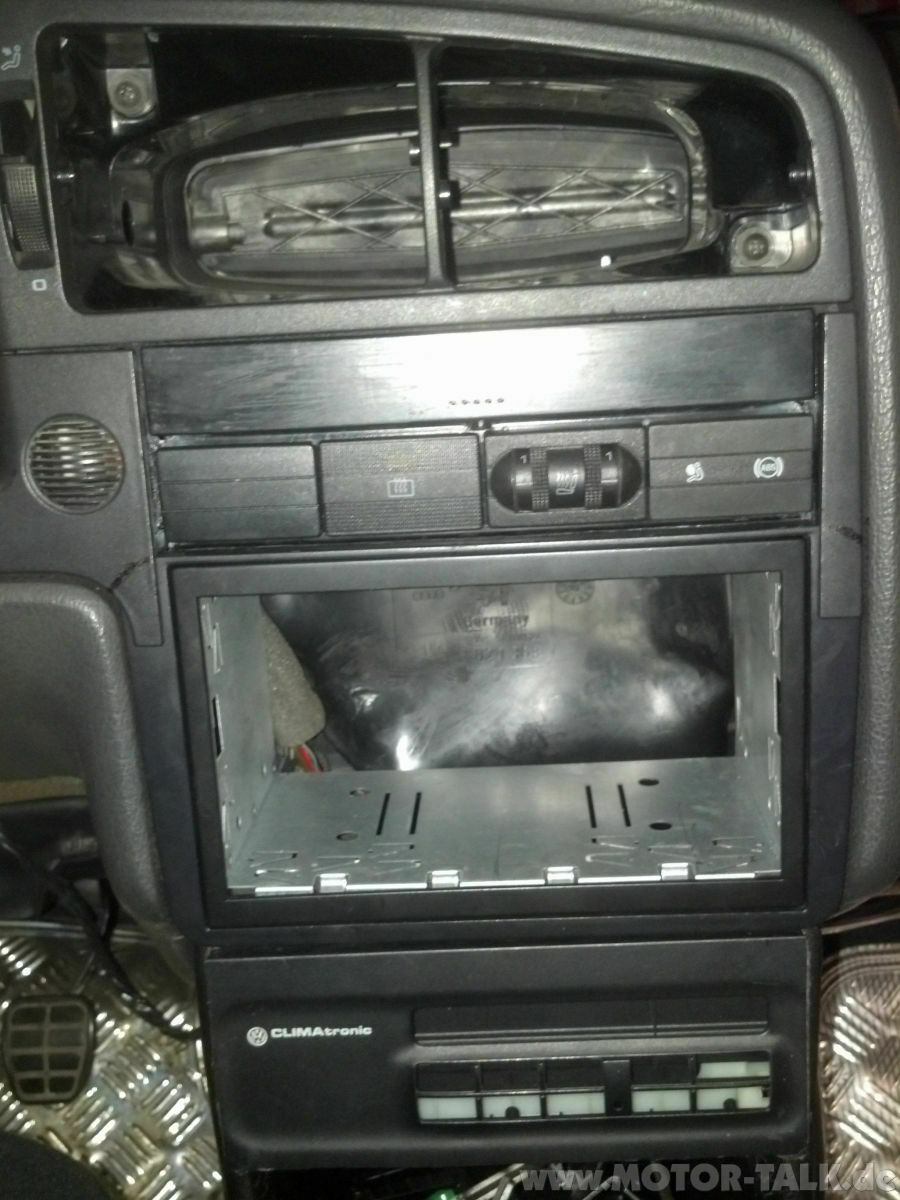 Passat 35i B4 Facelift Doppel-Din & Getränkehalter