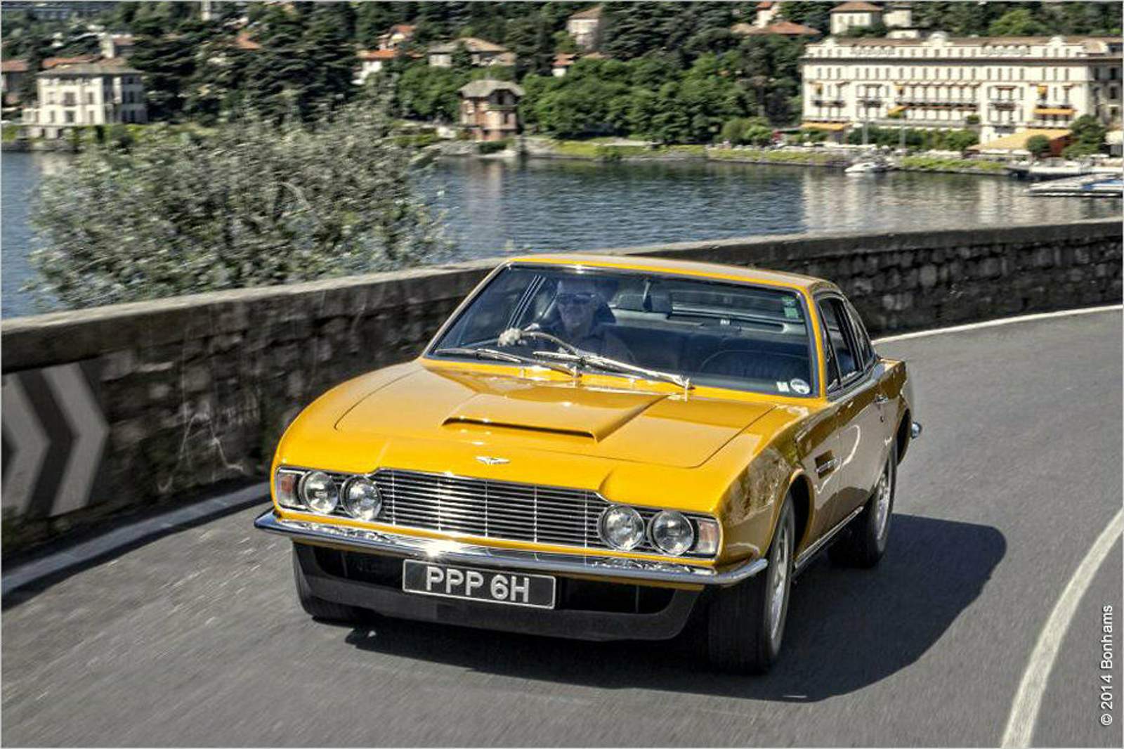 Unter der Hülle des Aston Martin DBS V8 steckt nur ein V6