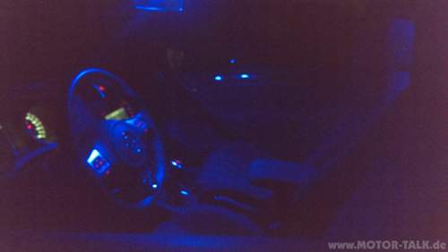 Fahrerseite mit Innenbeleuchtung&Fussrau