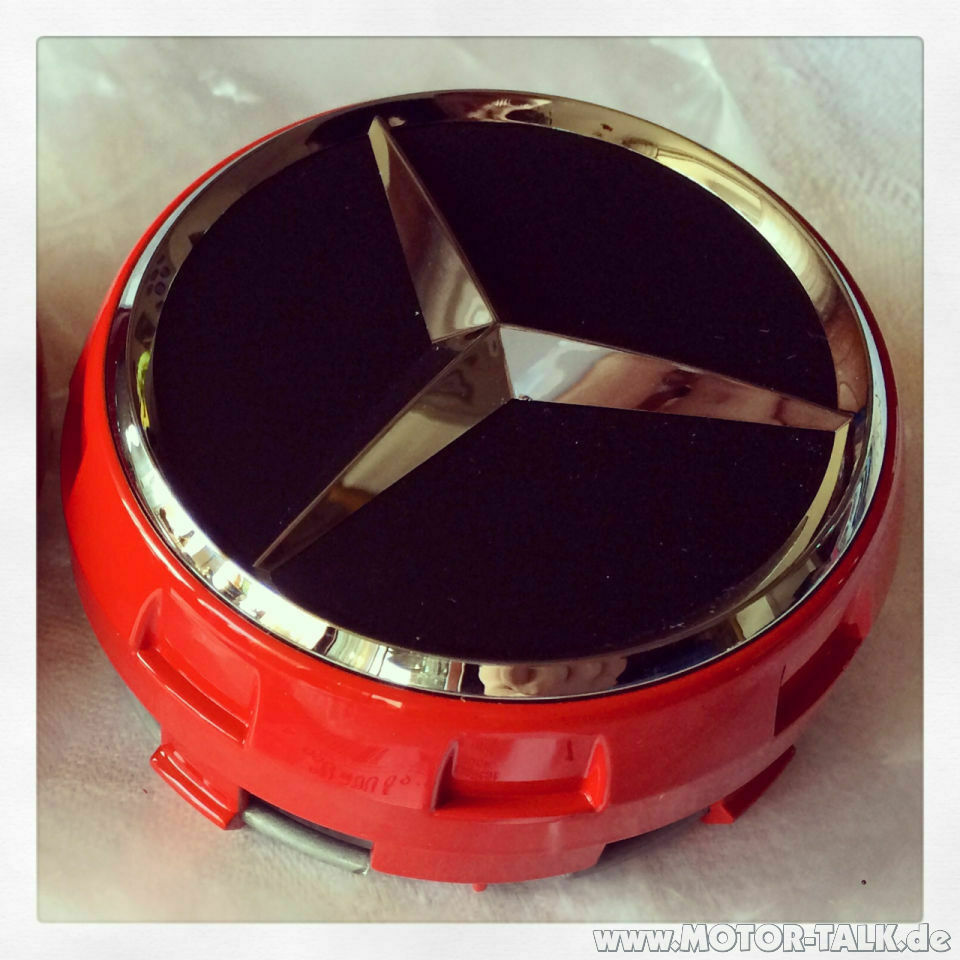 Rote Nabendeckel von der A-Klasse Edition 1