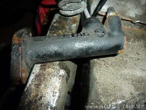 Kuppllungspedal schnellt zur Bodenplatte Bj93 1,9TD