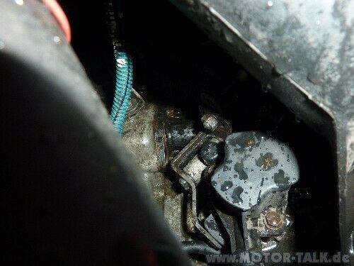 Kuppllungspedal schnellt zur Bodenplatte Bj93 1,9TD