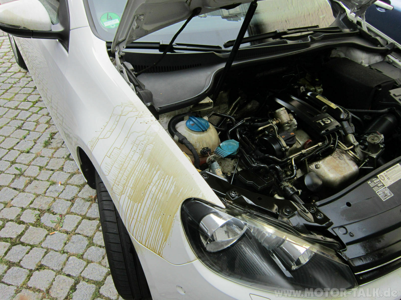 Werkstattpfusch 1,2 TSI Team DSG Öldeckel vergessen zuzuschrauben :(